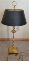 E - TABLE LAMP W/ SHADE