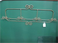 4 PLATE GOLD COLORED PLATE HANGER 39"W