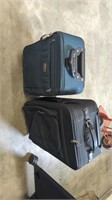 Set of 2 Suitcases (GREEN & BLACK)