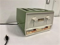 Retro Kenmore toaster. Works