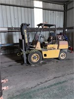 Hyster H-80XL 8000lb Forklift