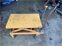 Manual lift table / stand