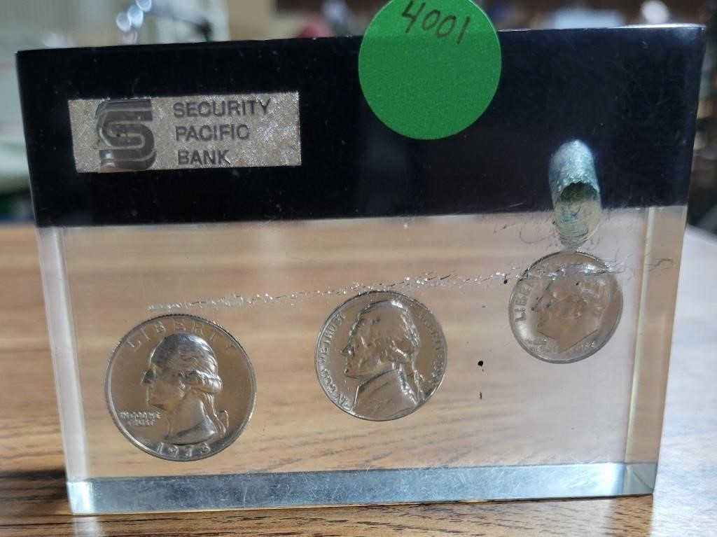 SECURITY PACIFIC BANK COIN PAPERWEIGHT