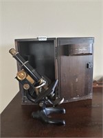 VINTAGE MICROSCOPE BAUSCH AND LAUMB