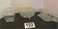 Assortment of Glassware (3 Pieces)(LR)