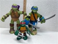Teenage Mutant Ninja Turtles (2)  10 1/2 inch