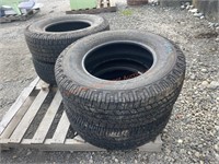 4- 267.70/R17 Michelin Defender Tires