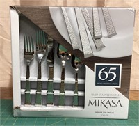 NEW Mikasa flatware service for 12