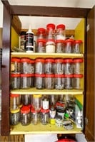 Cabinet of 3-Shelves of Hardware