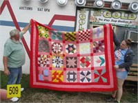 RED LARGE QUILT