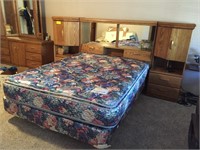 BEDROOM SET