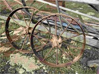 PAIR OF SMALL STEEL WHEELS ON AXILS - 65CM
