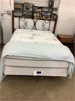 Bed frame and mattress set