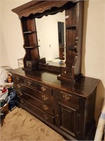 Dresser w/ Mirror