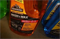 Car wash and wax, 4 jugs