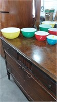 Vintage Pyrex 4 color nesting bowls