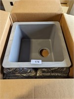 Karran Grey Quartz Sink - 16-5/8"x16-5/8"x8"