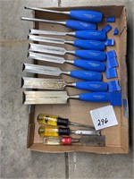 Set of Footprint wood chisels, and others