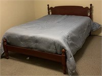 Solid Cherry Full Size Bed with Metal Frame
