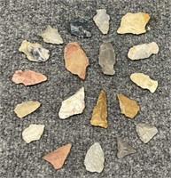 (19) Native American projectile points- ARROWHEADS