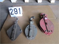 3 Metal Pulleys with Hooks