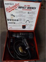 Milwaukee Electric Impact Wrench