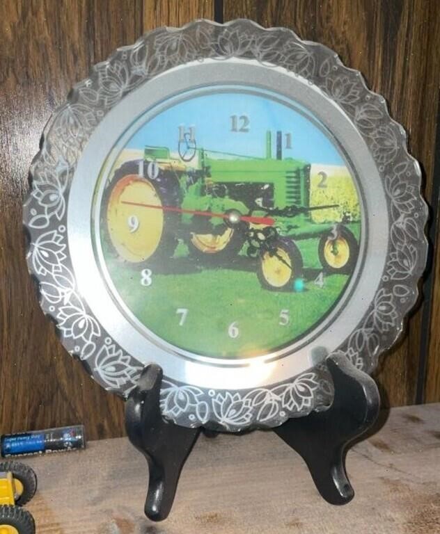 John Deere Decorative Glass Plate Tractor Inset