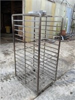 OVEN BAKING RACK ON CASTERS