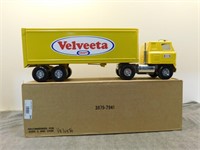 Ertl Truck and Semi Trailer