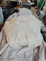 David's Bridal Oleg Cassini size 12 wedding dress