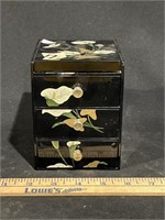 Dresser box