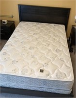 Queen Size Bed Set