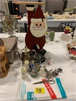 WOODEN SANTA STAND, SILVERPLATE, FIGURINES, SMALL