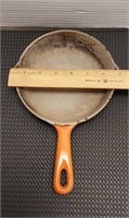 Cast iron skillet, small