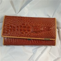 Lady Classic Crocodile Pattern Leather Clutch