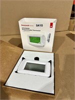 New Honeywell rth7600d thermostat