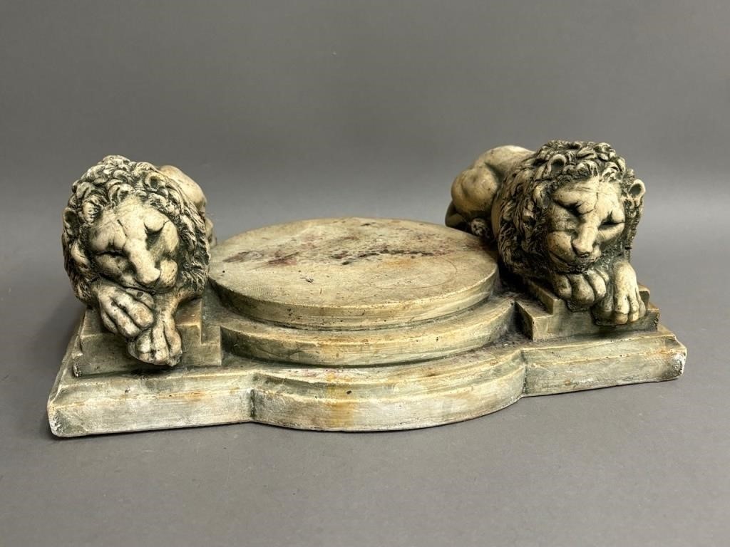 Sleeping Lions Plaster Plant Stand