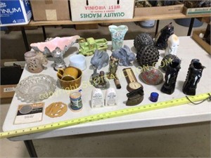 Lot figurines,  vases, ash trays, decorative