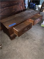 COFFEE TABLE WITH DRAWERS