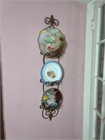 Plate Rack and three plates