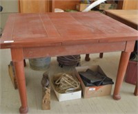 QUEEN ANNE DRAWLEAF DINING TABLE,