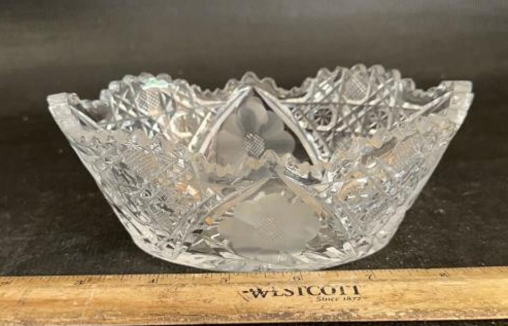 VINTAGE CUT GLASS CANDY DISH