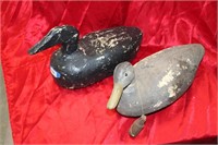 2 DUCK DECOYS