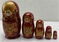5 piece nesting dolls - Matryoshka