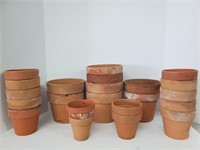 Various size terracotta clay flower pots