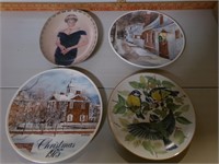 4 Collector plates, Princess Diana, 2 Christmas