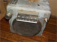 antique Buick radio 10x7x10" (1 knob)