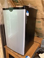 Small Oster Refrigerator