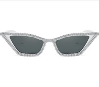 ($25) FEISEDY Small Cat Eye Sunglasses