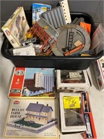 TUB FULL OF VINTAGE TRAIN ACCESSORIES OF ALL